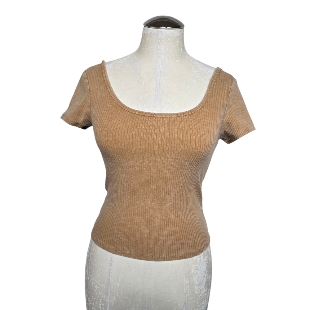 Wild Fable Tan Ribbed Short Sleeve Tee S